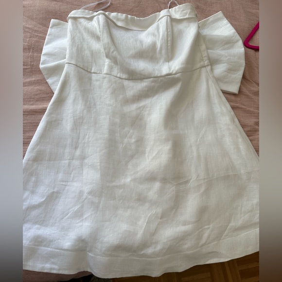 DISSH white linen dress with bow detail on back - Picture 8 of 9